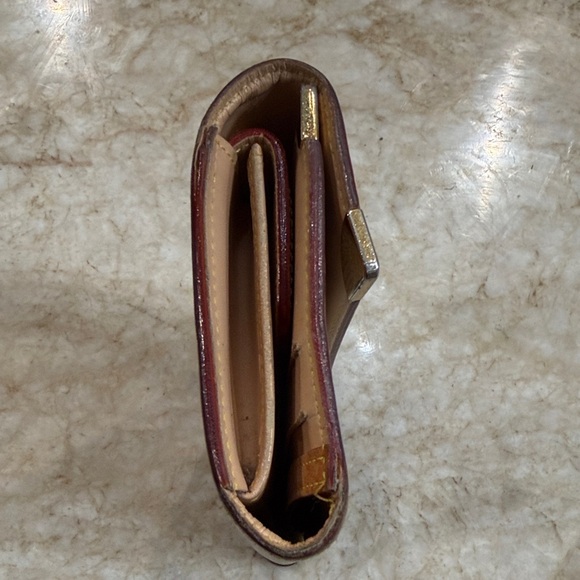 Louis Vuitton Murakami Monogram Clutch - Picture 3 of 5